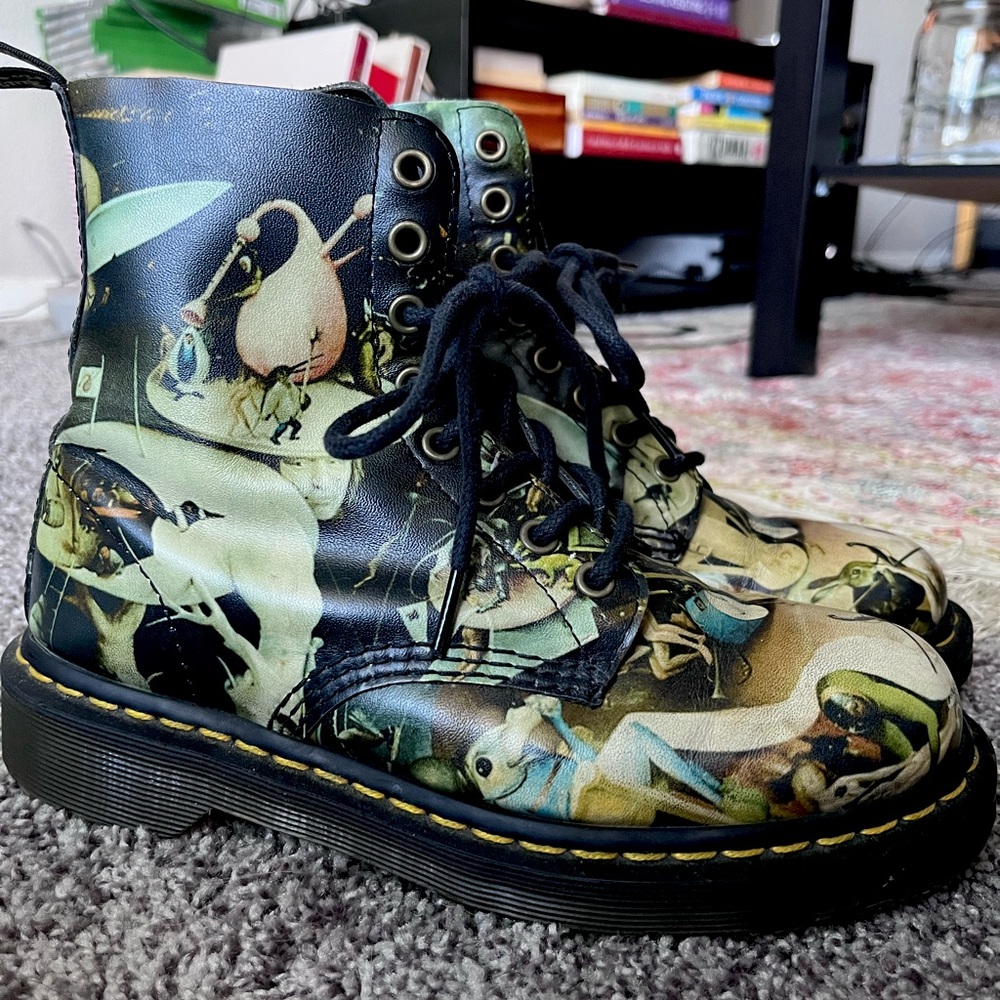 Doc Marten VERY RARE collectible Hieronymus Bosch “Pascal Hell” Boot Women 7